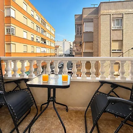 2 Bedroom Lovely In Apartament *