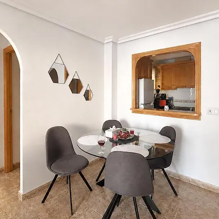 Apartament 2 Bedroom Lovely In *